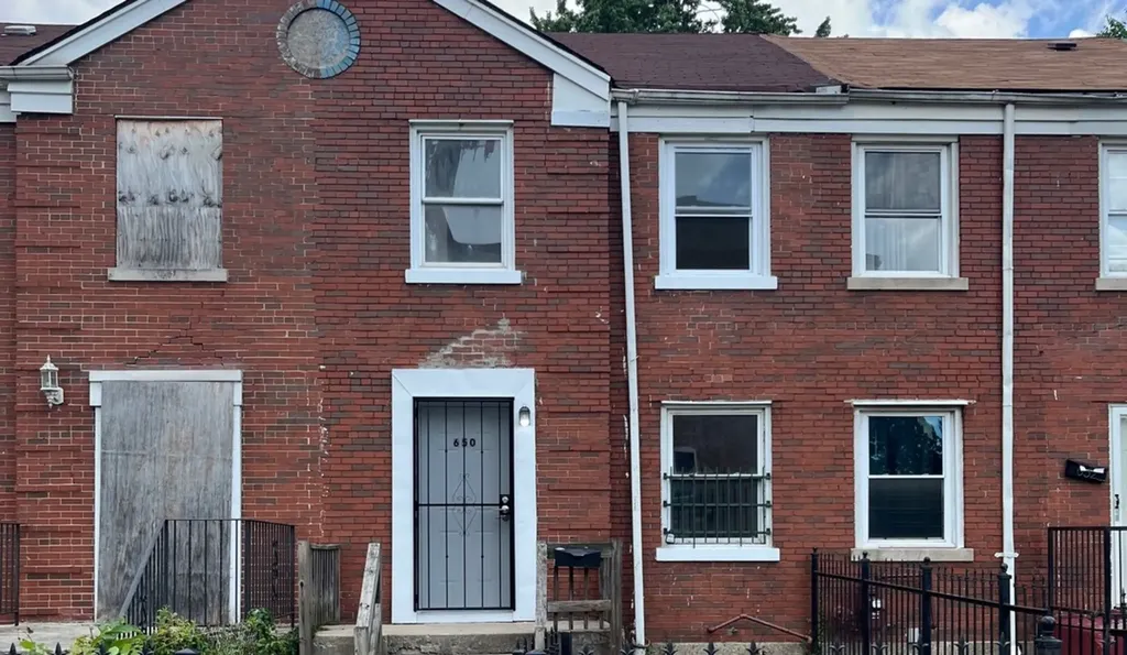 650 East 105th Place Chicago IL 60628