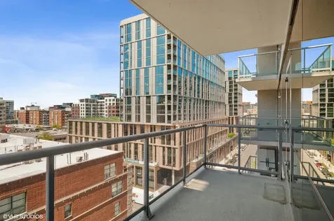 123 South Green Street Chicago IL 60607