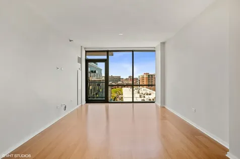 123 South Green Street Chicago IL 60607