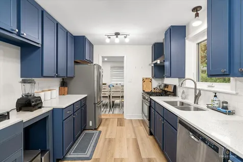 3521 Forest Avenue Wilmette IL 60091