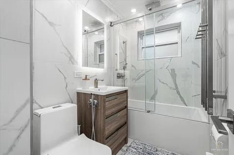 3521 Forest Avenue Wilmette IL 60091