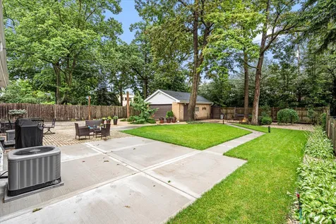 3521 Forest Avenue Wilmette IL 60091