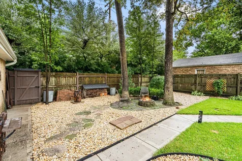 3521 Forest Avenue Wilmette IL 60091