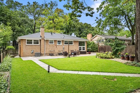 3521 Forest Avenue Wilmette IL 60091
