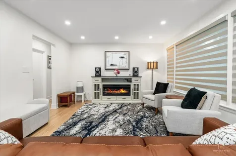 3521 Forest Avenue Wilmette IL 60091