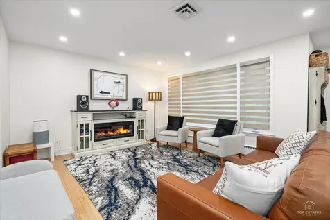3521 Forest Avenue Wilmette IL 60091