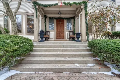 1499 Sheridan Road Highland Park IL 60035