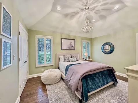 676 Deerpath Drive Deerfield IL 60015