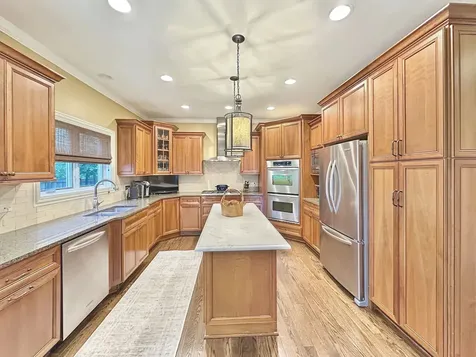 676 Deerpath Drive Deerfield IL 60015