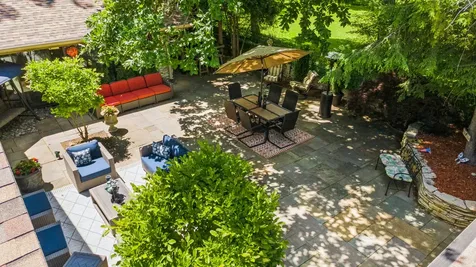 546 Timber Lane Lake Forest IL 60045