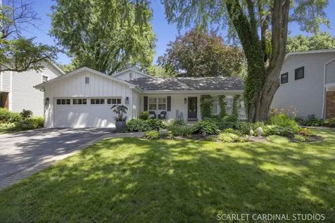 1544 Clyde Drive Naperville IL 60565