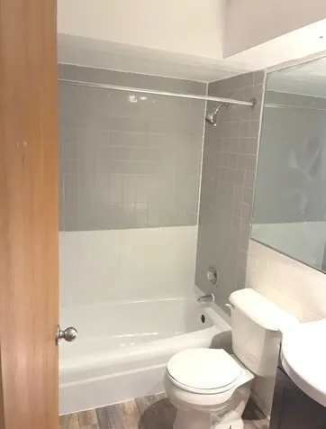 5420 North Kenmore Avenue Chicago IL 60640