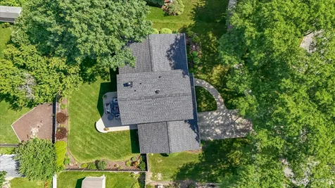 923 East Schirra Drive Palatine IL 60074