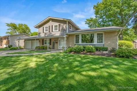 923 East Schirra Drive Palatine IL 60074