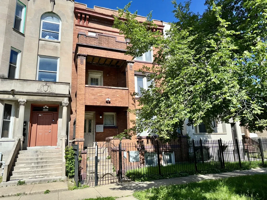 5928 South Prairie Street Chicago IL 60637