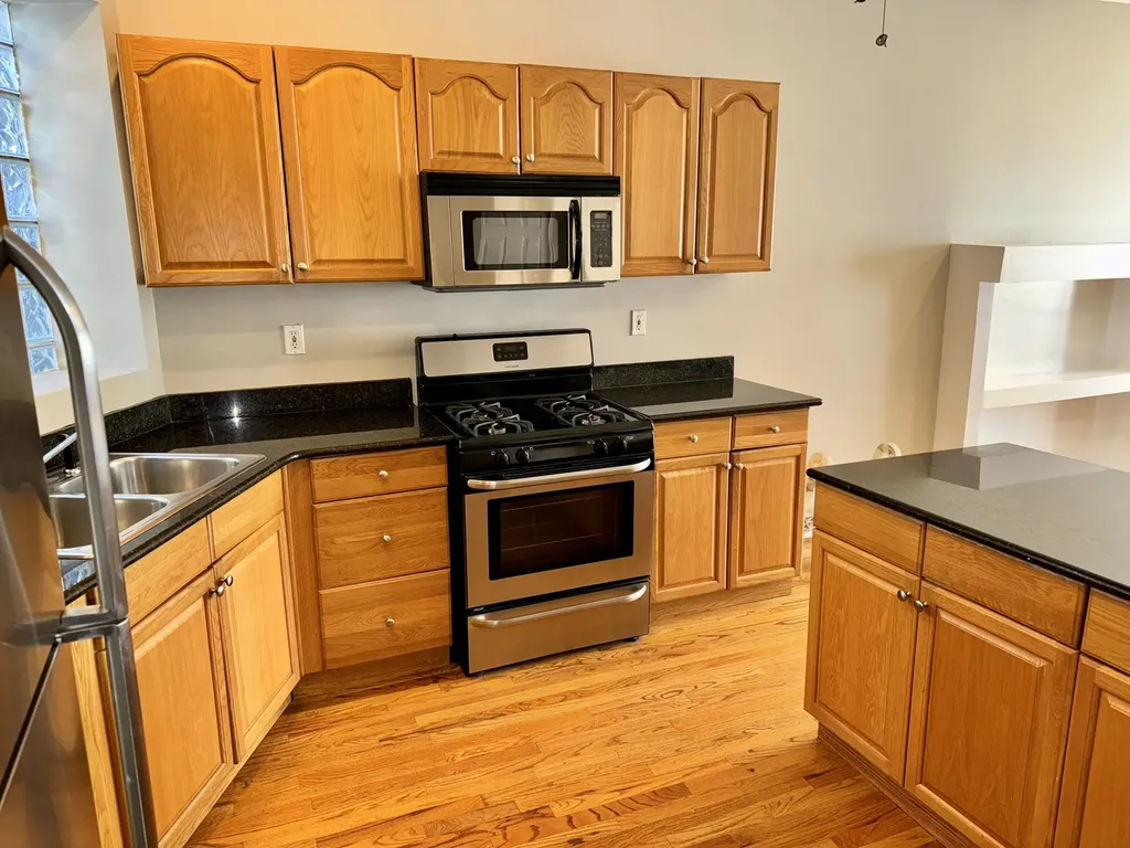 5928 South Prairie Street Chicago IL 60637