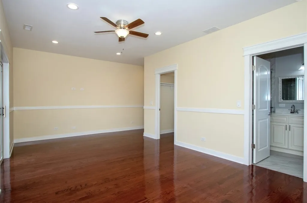 2432 North Neva Avenue Chicago IL 60707