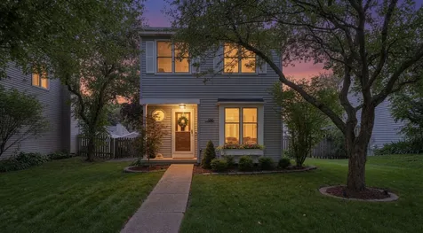 916 Britta Lane Geneva IL 60134