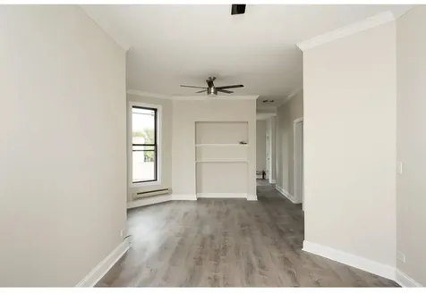 2909 North Mildred Avenue Chicago IL 60657