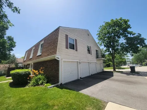 2211 Dorchester Court Schaumburg IL 60194