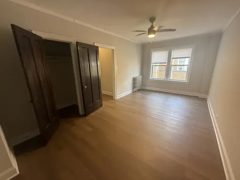 6748 North Ashland Avenue Chicago IL 60626