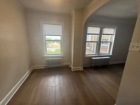 6748 North Ashland Avenue Chicago IL 60626