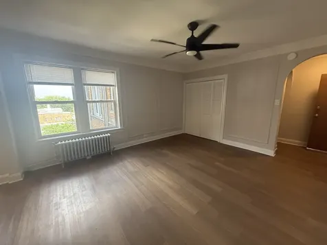 6748 North Ashland Avenue Chicago IL 60626