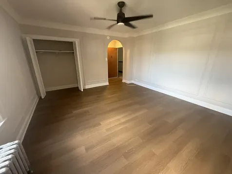 6748 North Ashland Avenue Chicago IL 60626