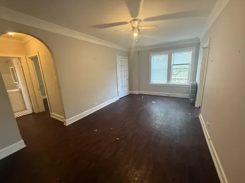6748 North Ashland Avenue Chicago IL 60626
