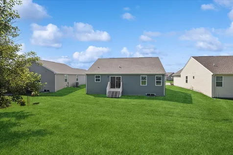 2688 Big Grove Circle Yorkville IL 60560