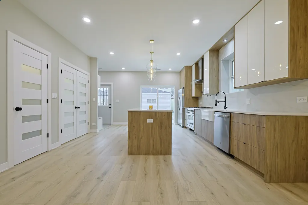 308 North Lockwood Avenue Chicago IL 60644