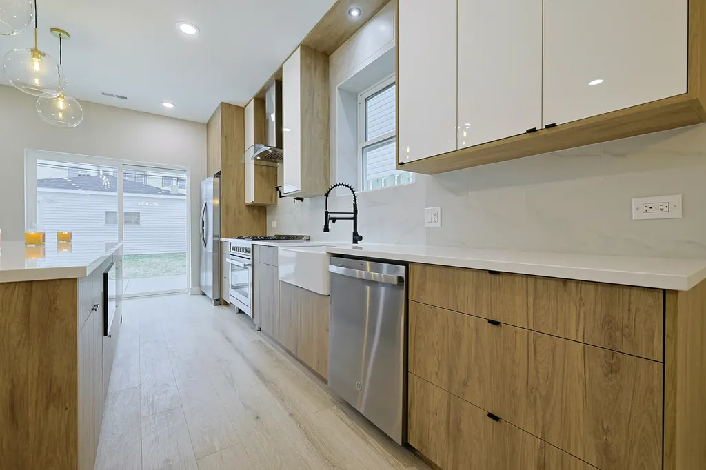 308 North Lockwood Avenue Chicago IL 60644