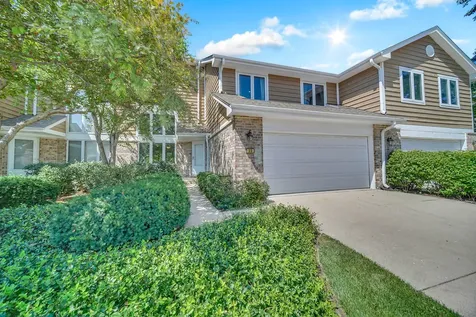 56 Woodstone Court Buffalo Grove IL 60089
