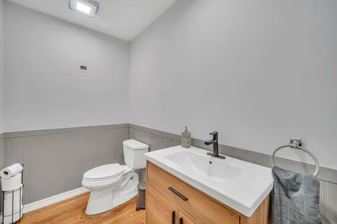 56 Woodstone Court Buffalo Grove IL 60089