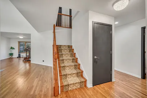 56 Woodstone Court Buffalo Grove IL 60089