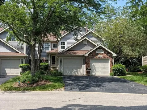 1037 Rockport Drive Carol Stream IL 60188