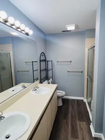 1037 Rockport Drive Carol Stream IL 60188