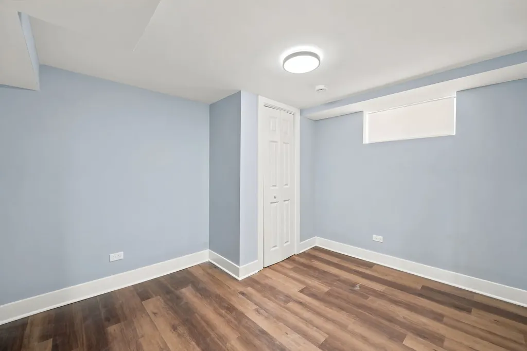555 East 105th Street Chicago IL 60628