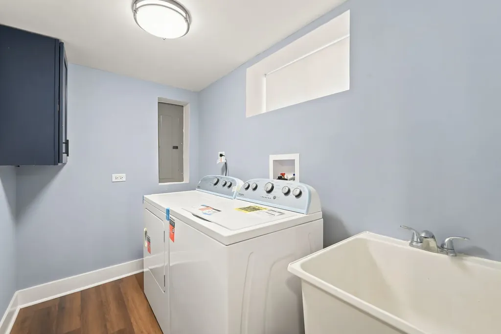 555 East 105th Street Chicago IL 60628