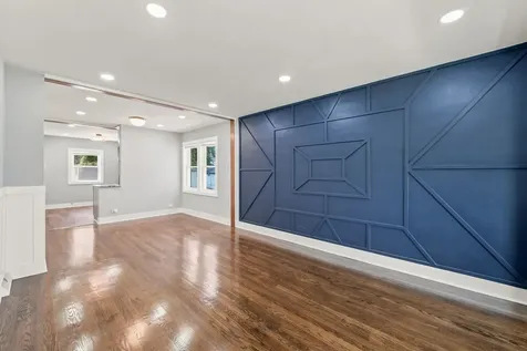 555 East 105th Street Chicago IL 60628