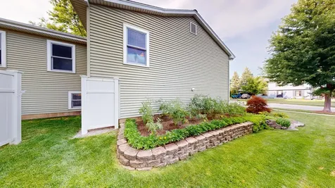 1201 South 10th Street St. Charles IL 60174