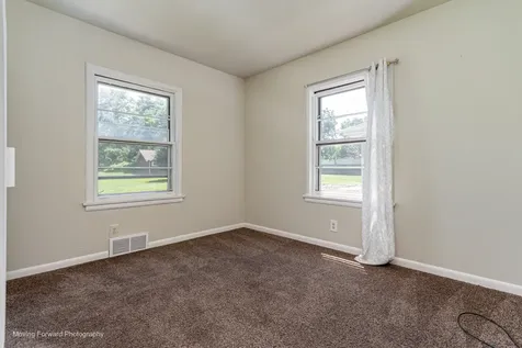 7S151 North Eola Road Aurora IL 60502