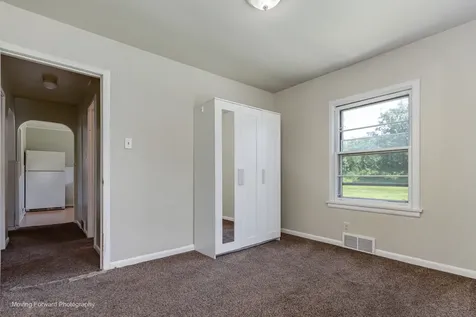 7S151 North Eola Road Aurora IL 60502