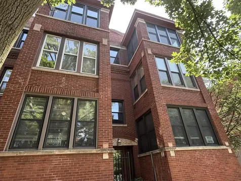 5869 North Glenwood Avenue Chicago IL 60660