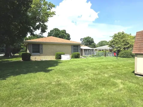 1308 Anderson Street Bloomington IL 61701