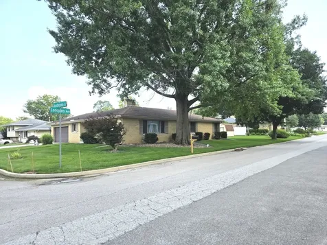 1308 Anderson Street Bloomington IL 61701