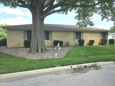 1308 Anderson Street Bloomington IL 61701
