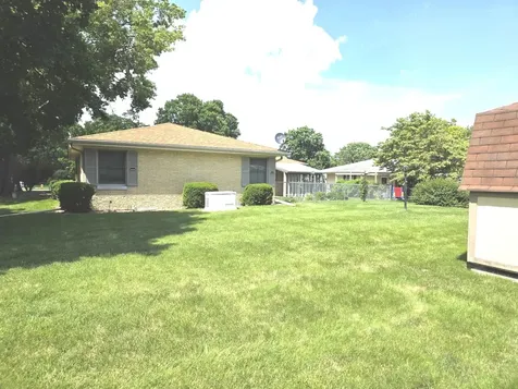 1308 Anderson Street Bloomington IL 61701