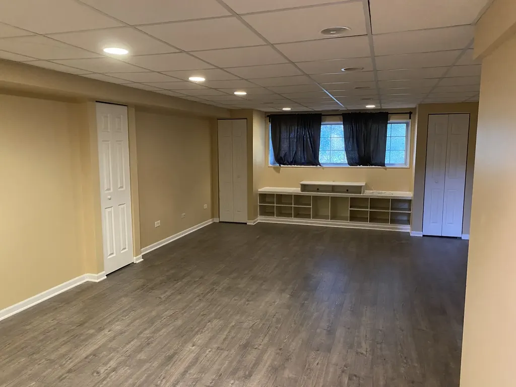 2513 Oneida Lane Naperville IL 60563