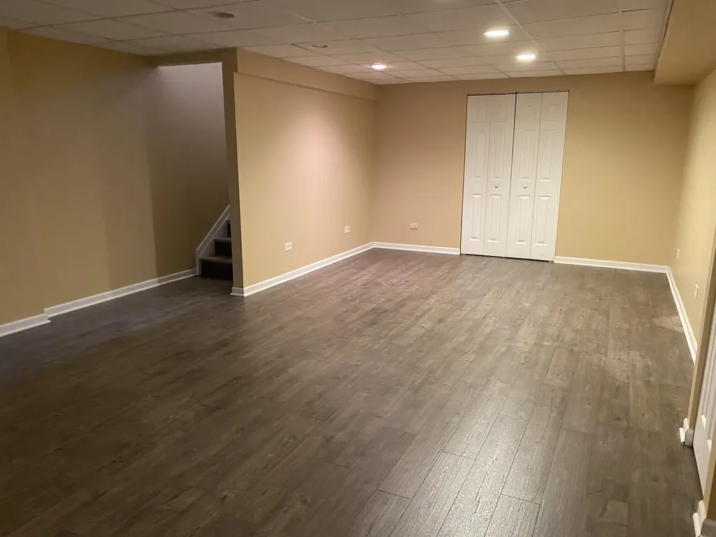 2513 Oneida Lane Naperville IL 60563